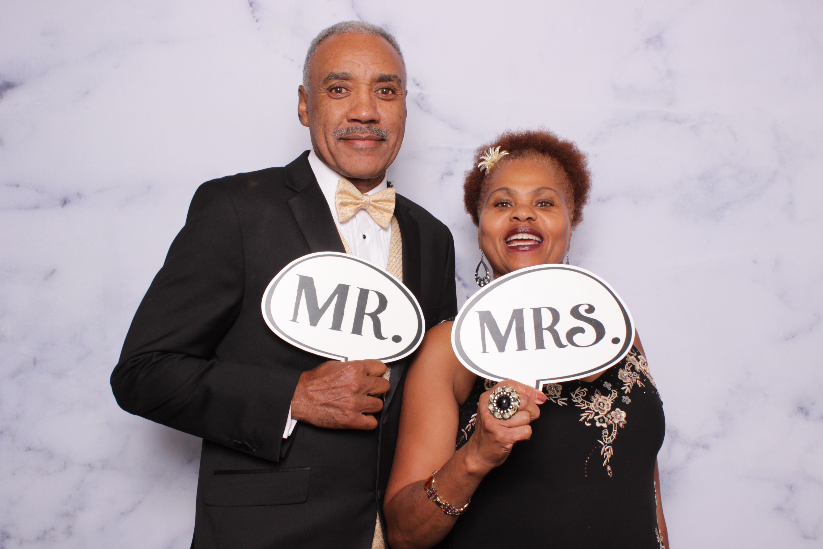 Barbara + Edmund | View more photos from the event at events.alfrescophoto.com/u/AlfrescoPhoto/Barbara-Edmund
